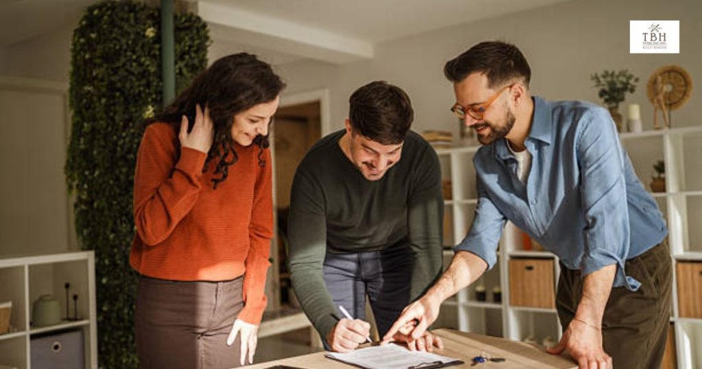 Work with expert Seattle kitchen remodel contractors to pick quartz or granite.